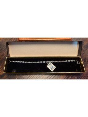 Vintage GM 15 year Service Award MCM Bracelet Square Charm Original Box 7”
